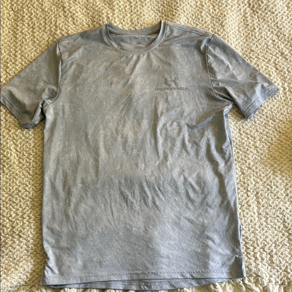 Under Armour Gray Short Sleeve Tee